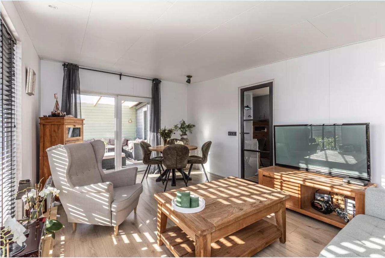 Villa Oase Aan De Kaag Warmond Esterno foto